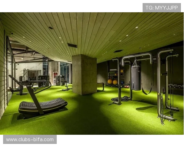 边运动边玩游戏的健身馆让健身更有趣探索新型健身体验中心